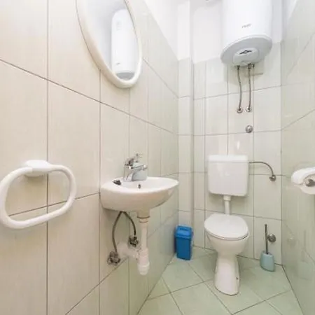 Luna Apartment