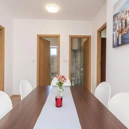 Luna Apartment Privlaka (Zadar)